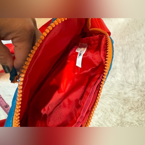 Disneyland Resort Crossbody Bag Youth Retro 80s Colorful Groovy Theme Park - Picture 3 of 4